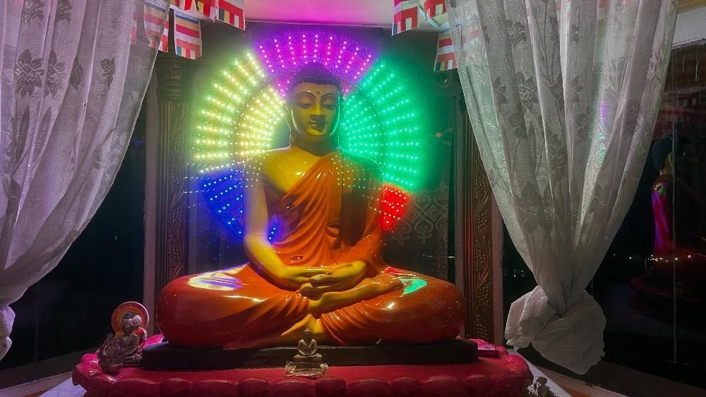 Srí Lanka – Buddha, kam se podíváš